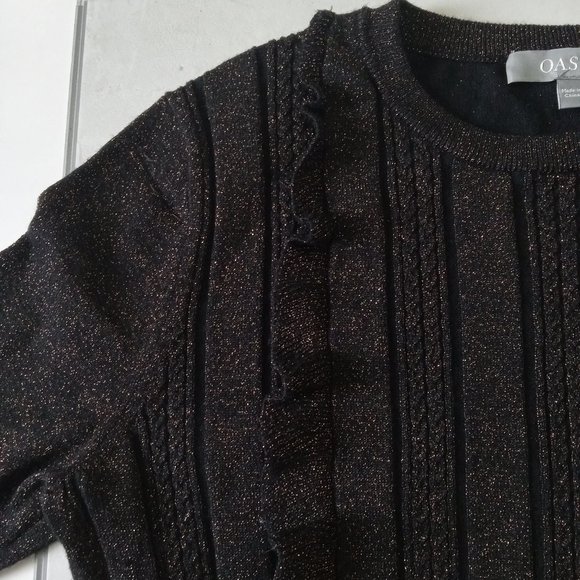 $5 LAST CALL! OASIS ~ Ruffle Sweater - Picture 3 of 10